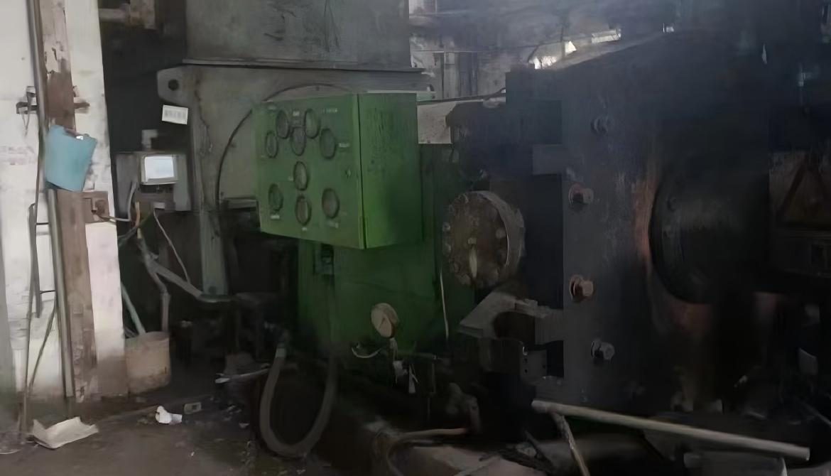 Used 48-inch Andritz refiner for efficient pulp refining with high output and reliable operation in paper production