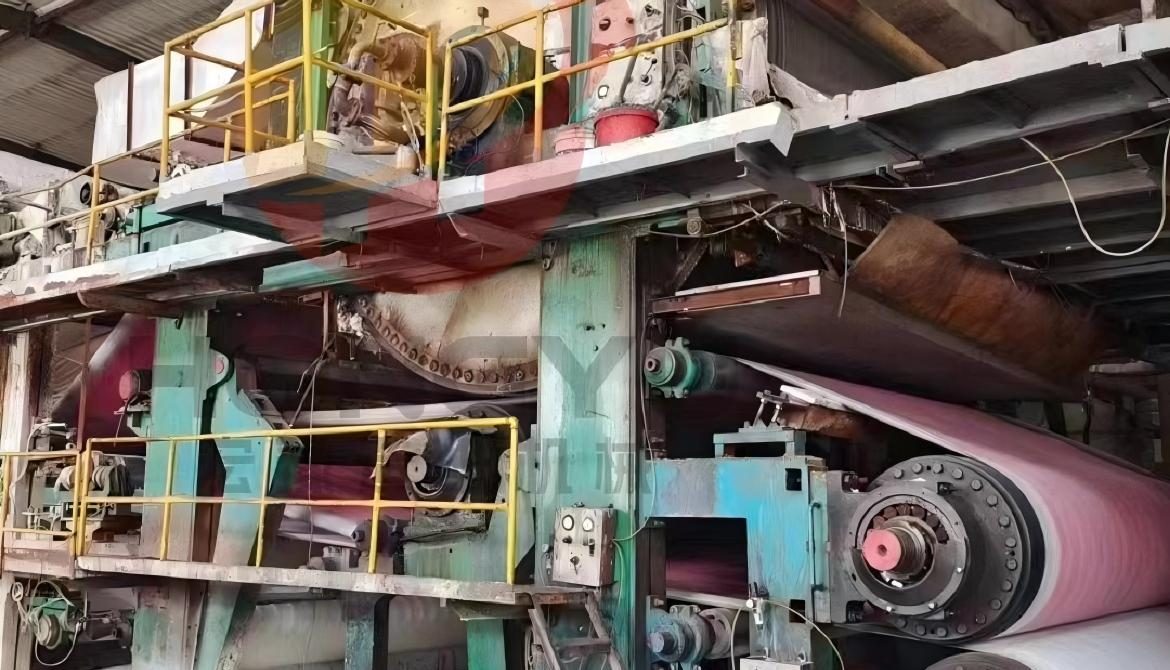 3600 two large and six small Fourdrinier paper machines for high-capacity paper production with stable operation and uniform sheet quality