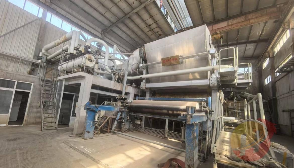 Used 3600mm crescent former tissue paper making machine for high-speed production of toilet tissue, facial tissue, and napkin paper with excellent softness and bulk.