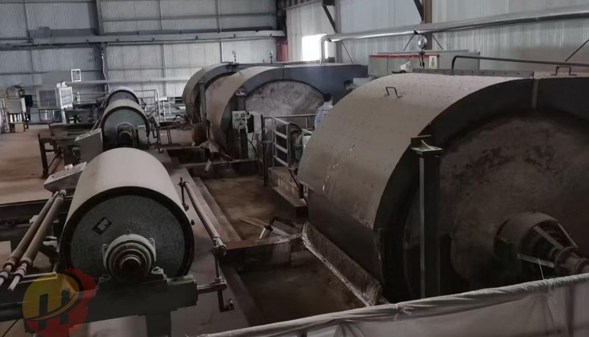 Used 1880mm top-mounted tissue paper machine