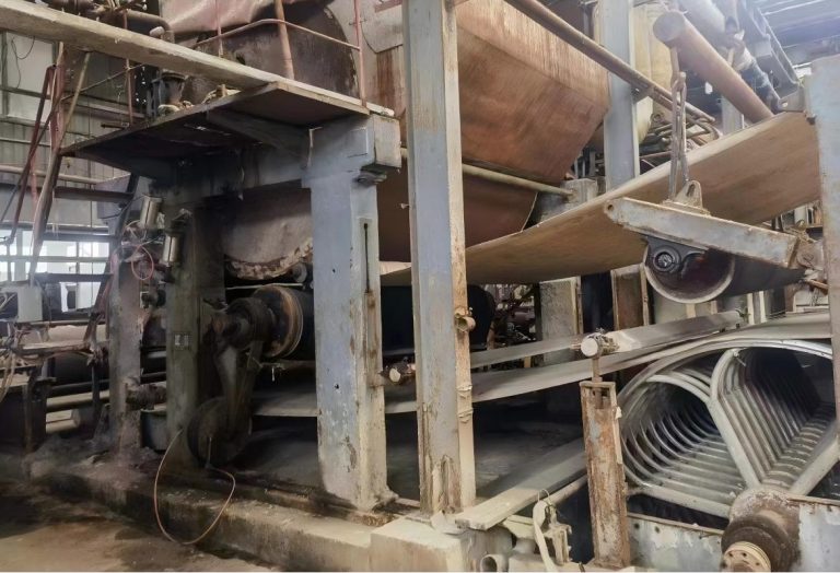Four Used 2400 Single-cylinder Paper Machines