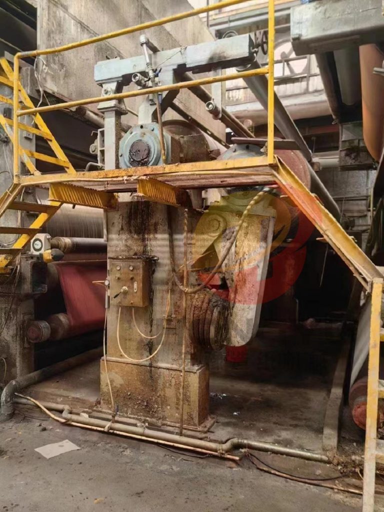 Used 3800 two layer 20-cylinder (1800/4300/4900mm) paper machine