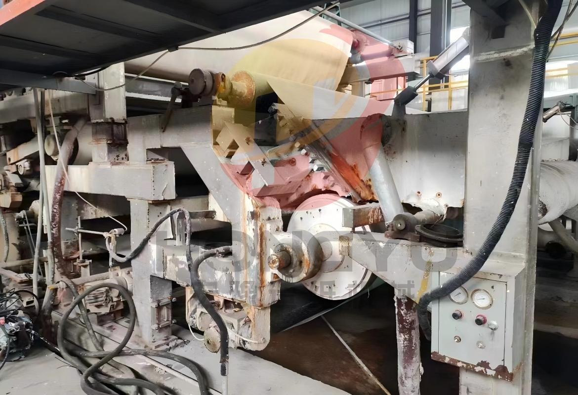 Second-hand 3400 high-speed toilet paper machine
