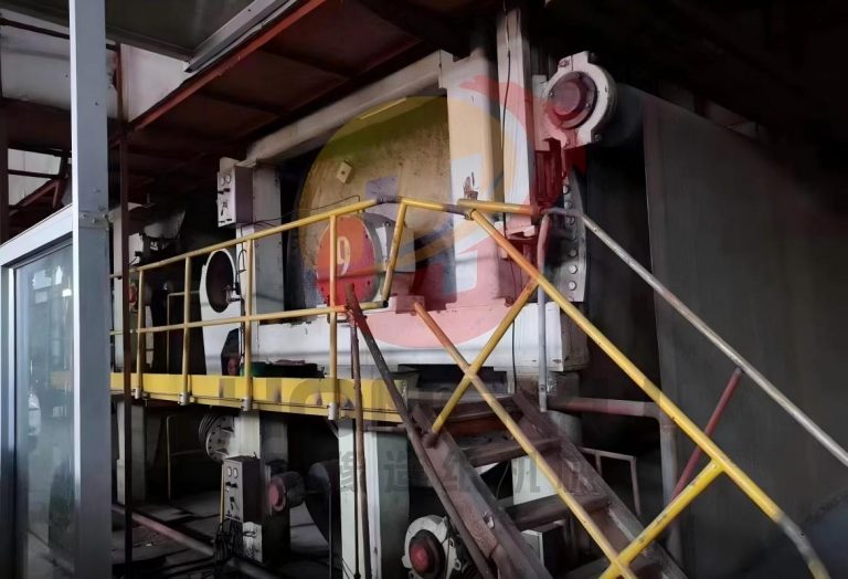 4400 (widened) four cylinder multi-cylinder paper machine