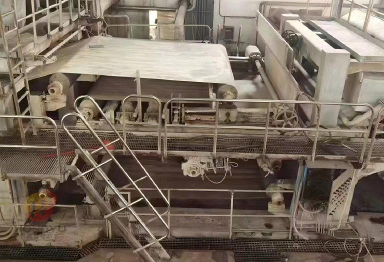 Used 2800 crescent tissue paper machine