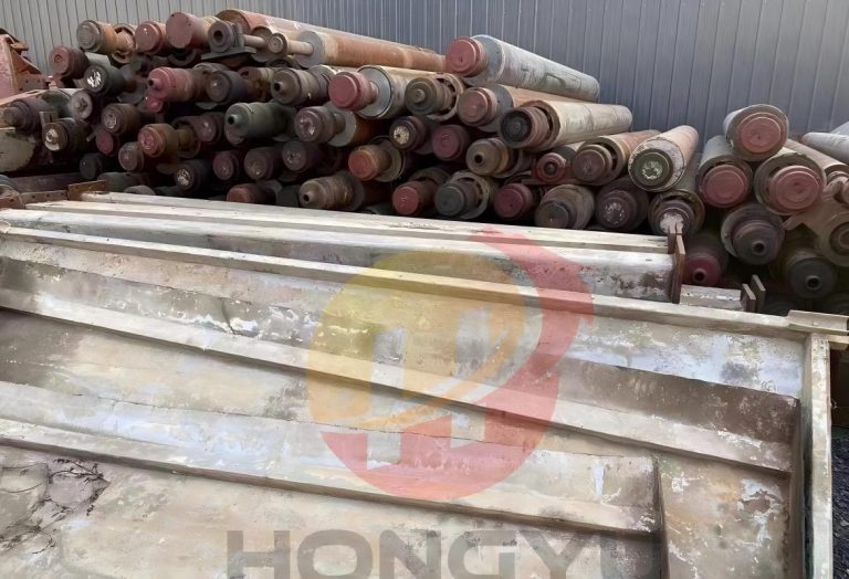 For sale: 3200 multi-cylinder fourdrinier machine