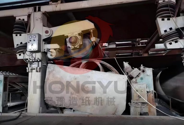 4400 (widened) four cylinder multi-cylinder paper machine